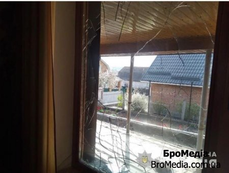 Поліція Київської області відкрила кримінальне провадження по факту пошкодження майна журналіста.
