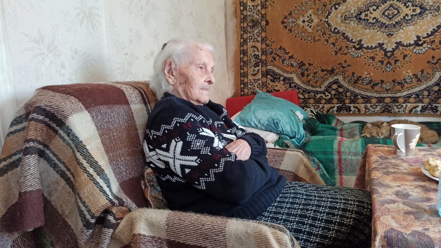 Найбільша потреба – працювати руками: як живе броварчанка, що досягла віку 102 років
