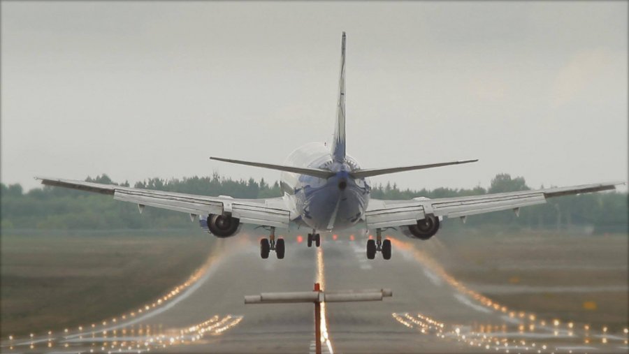 З 26 травня Україна припиняє авіасполучення з Білоруссю