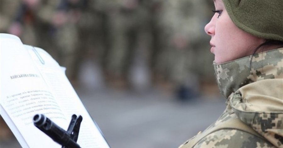 Як і коли жінкам ставати на військовий облік. Роз’яснення